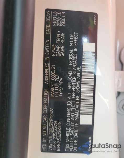 2024 Volvo Xc60 Plus из США, поврежденный, VIN YV4L12RL5R1712527